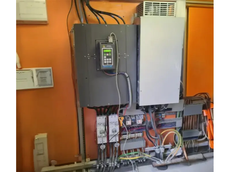 TSA Softstarter on a wall